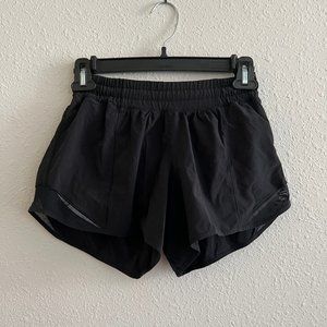 Lululemon Hotty Hot Low Rise Short 4"